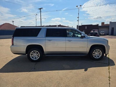 2017 GMC Yukon XL SLT
