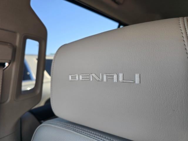 2020 GMC Yukon XL Denali
