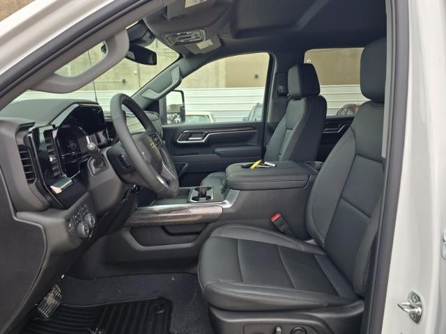 2025 Chevrolet Silverado 3500 HD LTZ